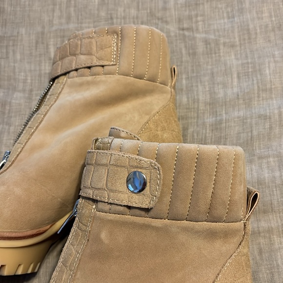 Vince Camuto boots- worn once!!! - Picture 3 of 5